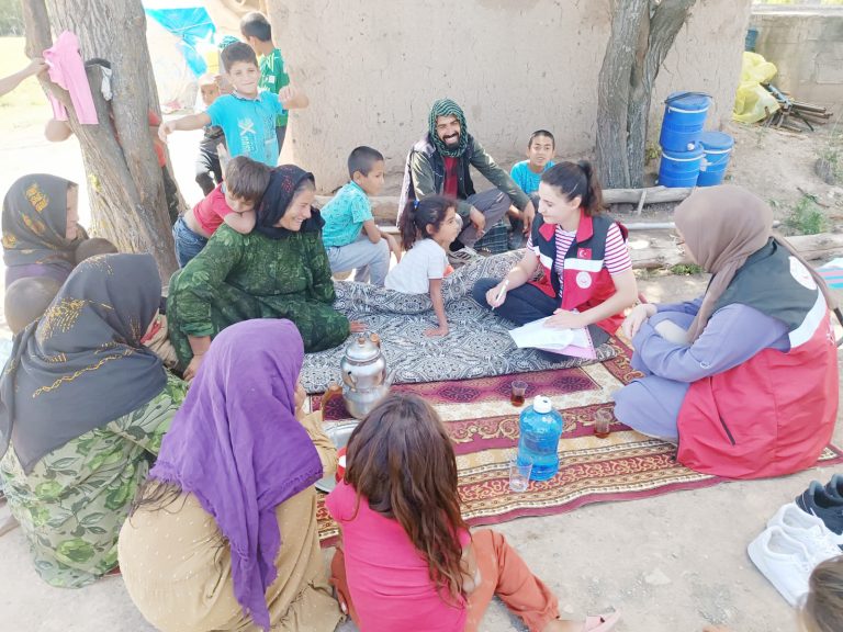 Mevsimlik tarım işçilerine ziyaret