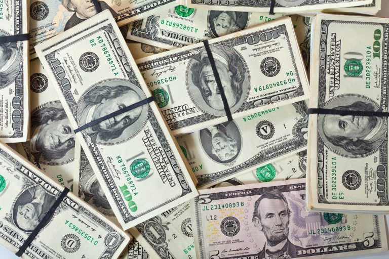 Dövizde sert hareketlilik: Dolar 40 TL’yi aştı