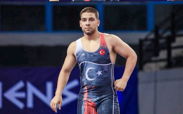 Uzun’dan Dünya Şampiyonası’nda gururlandıran başarı