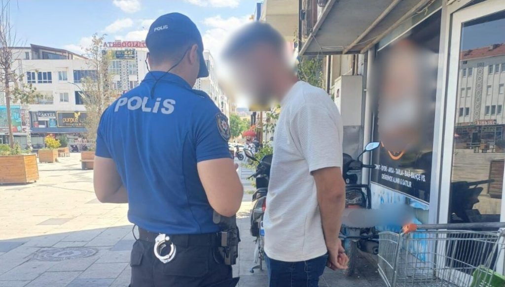 Göçmen denetimi aralıksız sürüyor