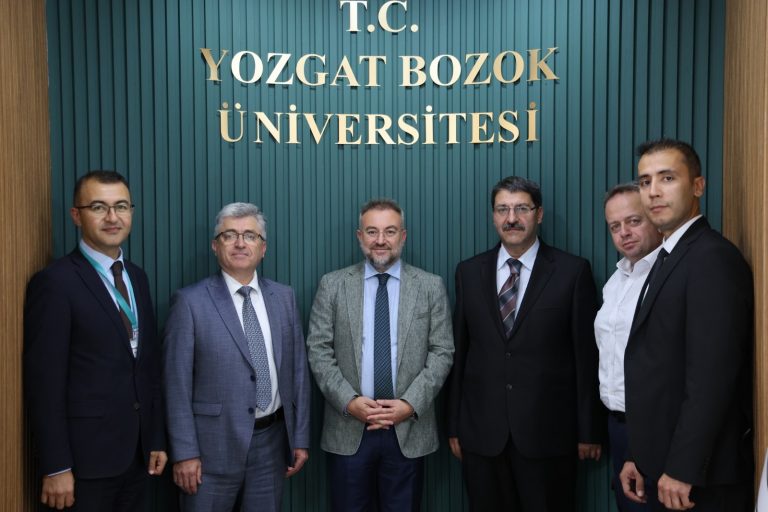 Sağlık Müdürü Karaarslan’dan Rektör Yaşar’a ziyaret