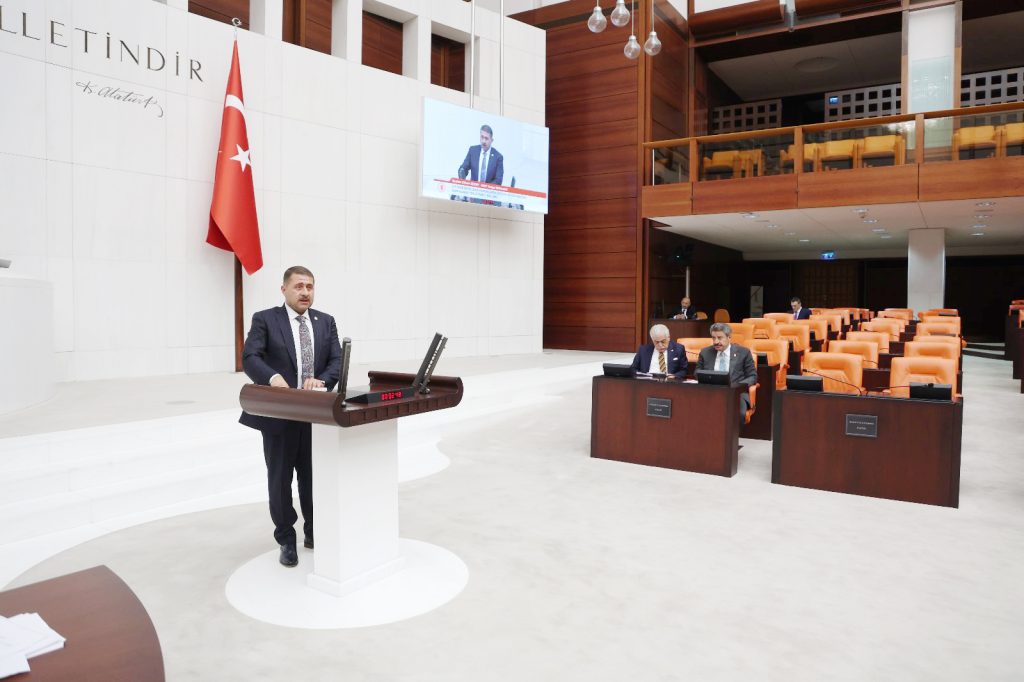 Sedef: “Ne üretimden vazgeçeriz, ne doğamızdan”