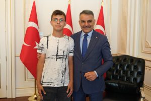 Vali Özkan’dan LGS Türkiye birincisine tebrik