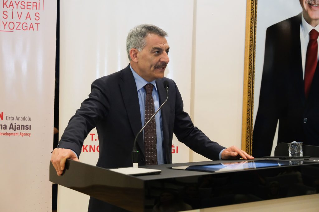 Vali Özkan’dan yatırımcılara çağrı