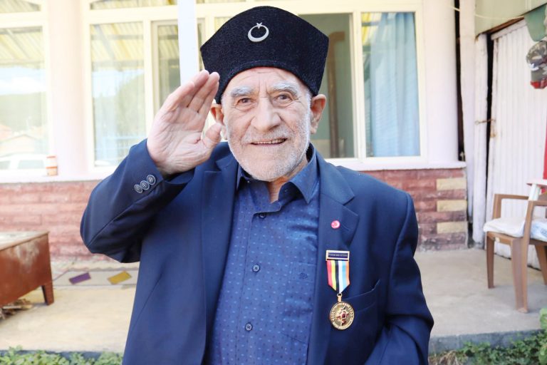 Kore Savunma Ateşesi’nden Kore Gazisine anlamlı ziyaret