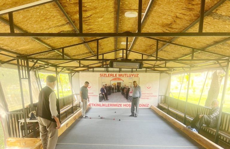 Bocce Turnuvası renkli görüntülere sahne oldu