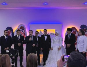 Çiftçi ve Bozlak ailelerinin mutlu günü