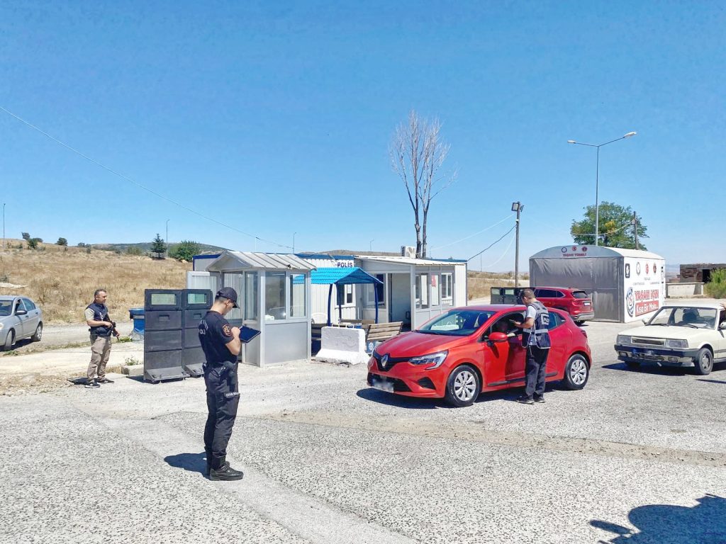 Yozgat Emniyeti denetimlerini aralıksız sürdürüyor
