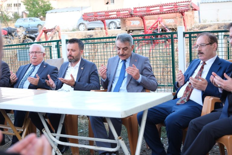 Vali Özkan ve vekillerden Başkan Açıkgöz’e taziye ziyareti