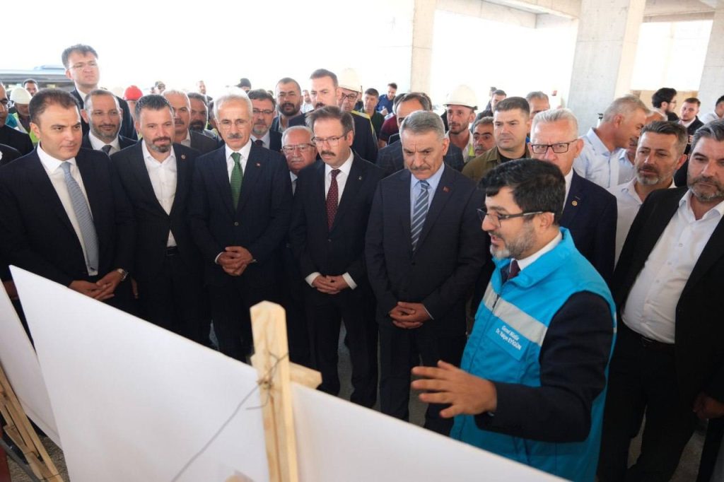 Bakan Uraloğlu: Yozgat havalimanı gelecek yıl hizmete açılacak