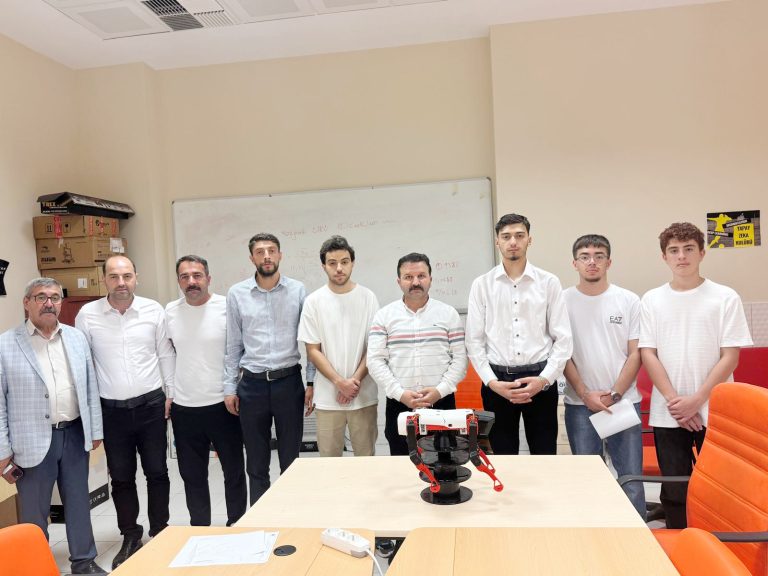 Ülkü Ocaklarından Yerli ve Milli “Robokurt” Gökbörü tanıtımı