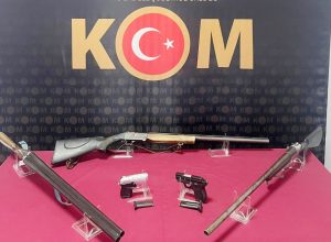 81 ilde yüzlerce ruhsatsız silah ele geçirildi