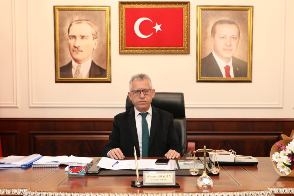 Arslan: Basın demokrasinin vazgeçilmezidir