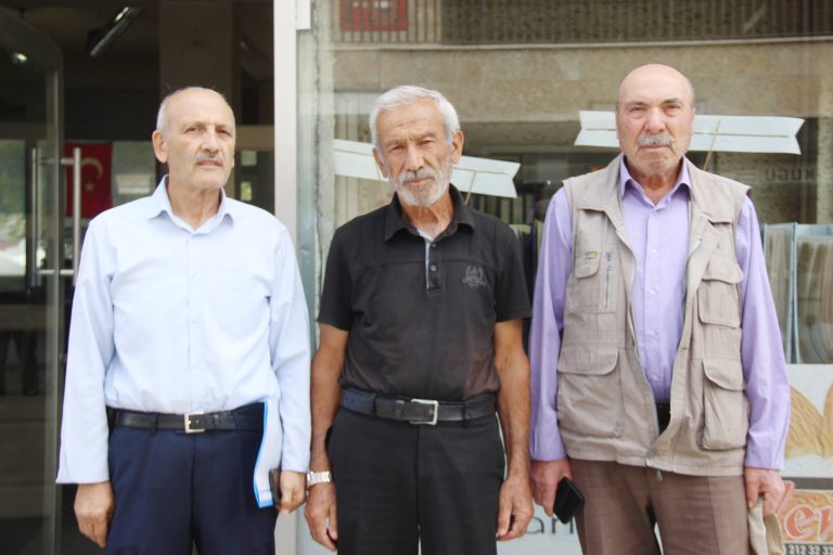 Menekşe Evleri Mağdurları Seslerini duyurmaya çalışıyor