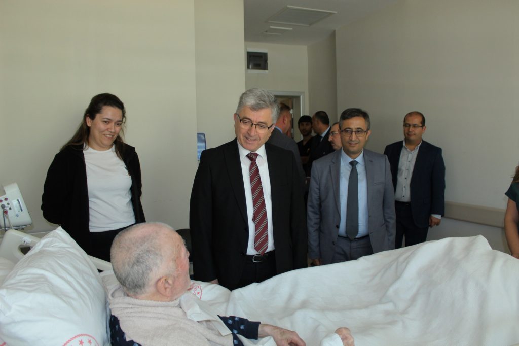 Karaarslan: Sorunları yerinde tespit ediyoruz