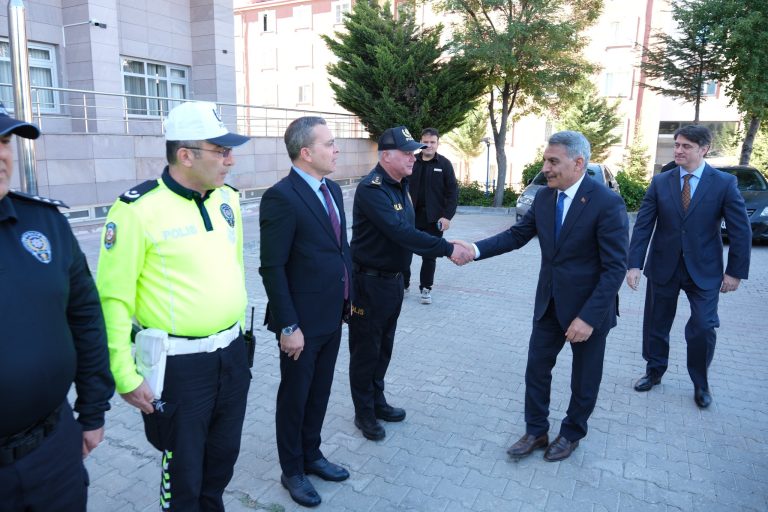 Vali Özkan’dan hayırlı olsun ziyareti