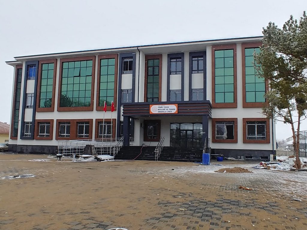 Yozgat’a eğitimde büyük yatırım: 14 yeni okul hizmete açıldı