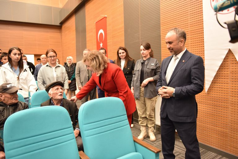 Yozgat’ta Dünya Yaşlılar Günü kutlandı