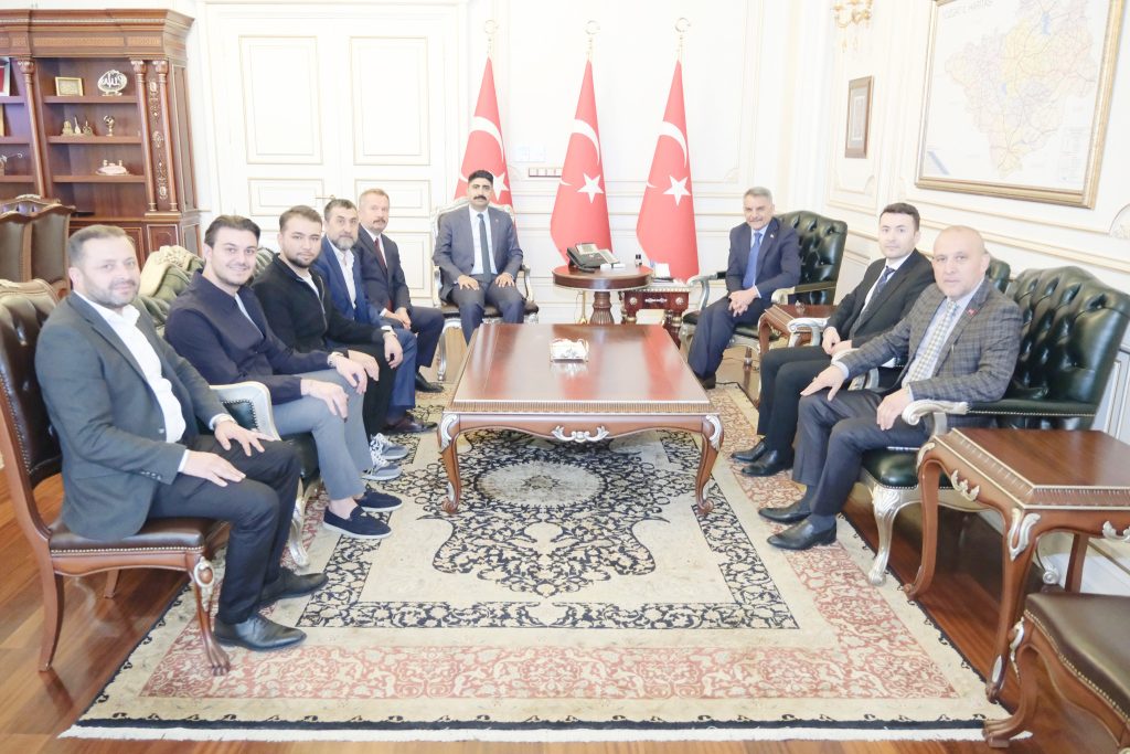 Balalılar Derneğinden Vali Özkan’a ziyaret