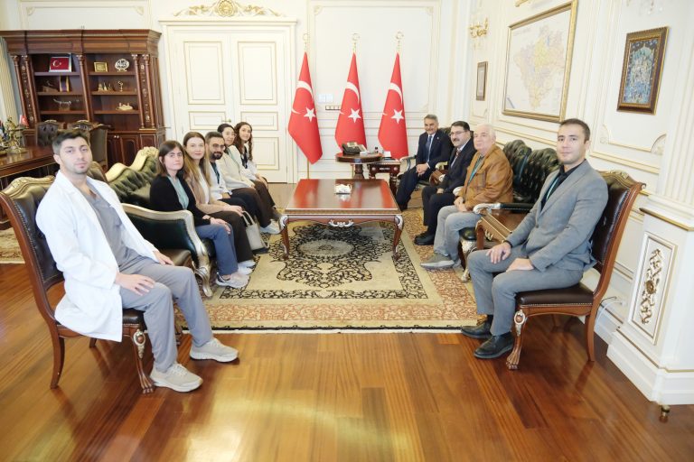 Yozgat Şehir Hastanesi yönetiminden Vali Özkan’a ziyaret