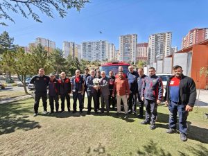 Hizmet-İş’ten İtfaiyecilere Moral ziyareti