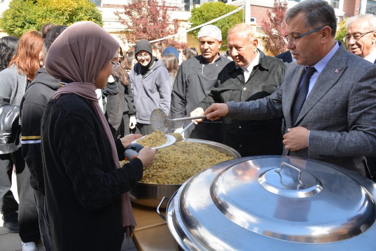 Yozgat Lisesi’nde Geleneksel Pilav Günü
