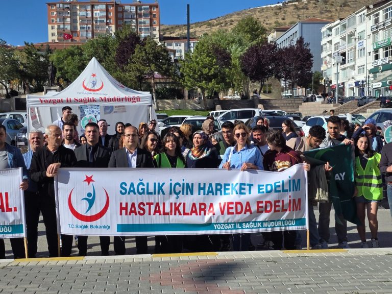 Sağlıklı yaşam için yürüdüler
