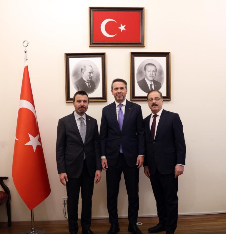 Akgül ve Şahan’dan Enerji Bakanı Bayraktar’a ziyaret