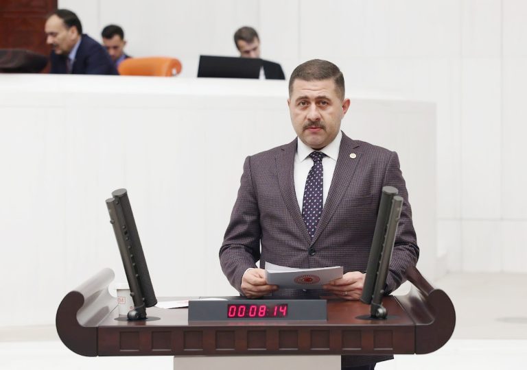 Sedef’ten dikkat çeken kanun teklifi