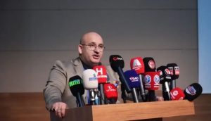 Geçgel: “Gazeteciler ayakta kalma mücadelesi veriyor”