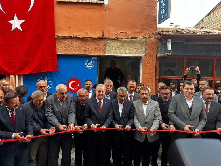 Yerköy Ülkü Ocakları yeni hizmet binası dualarla açıldı