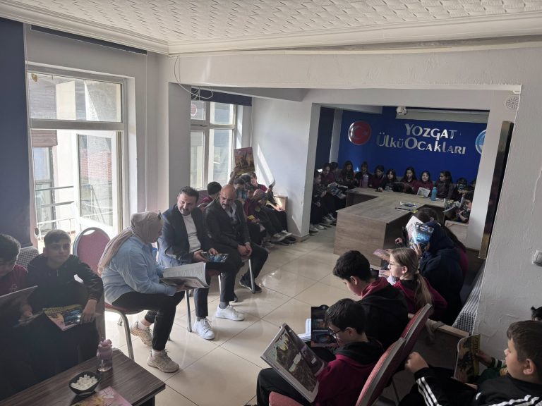 Yozgat Ülkü Ocakları’nda minik öğrencilerle eğitim buluşması