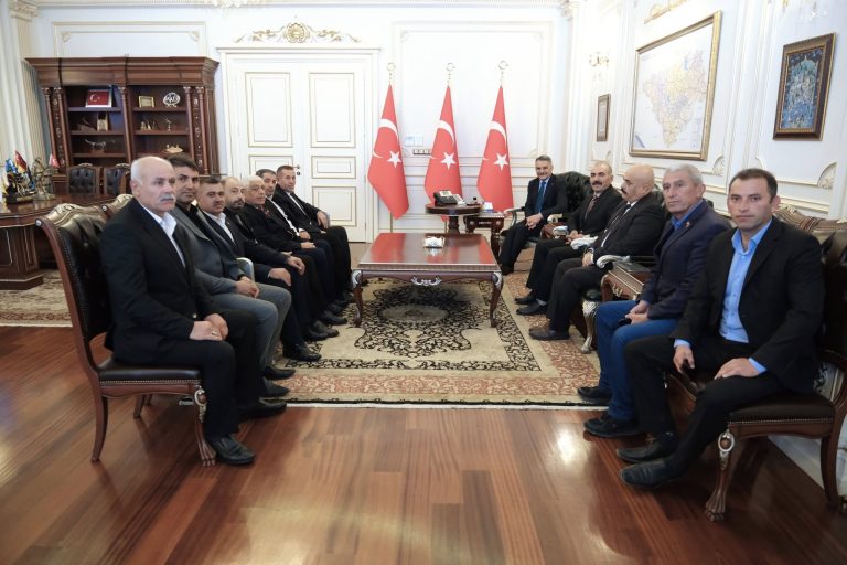 Vali Özkan: Muhtarlarımız, demokrasinin temel taşıdır