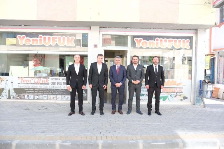 Vali Özkan’dan Gazetemize hayırlı olsun ziyareti