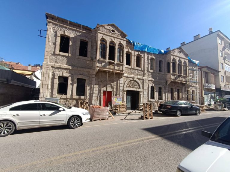 Tarihi Ziraat Bankası binası gençlere kazandırılacak