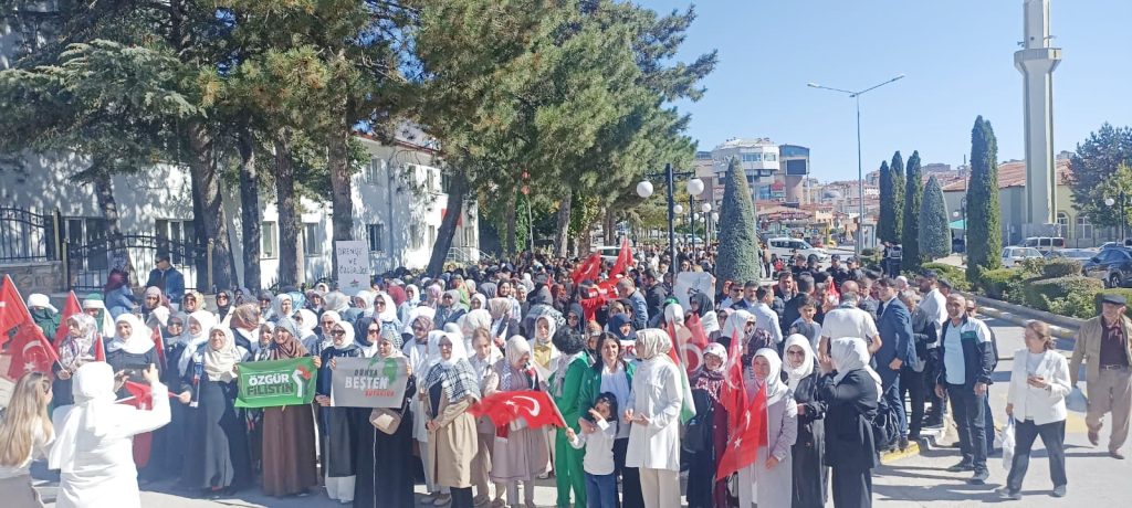 Gazze için sessiz çığlık zinciri