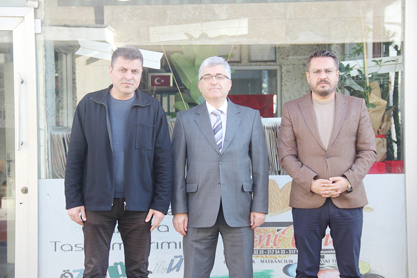 Gazetemize tebrik ziyaretleri sürüyor