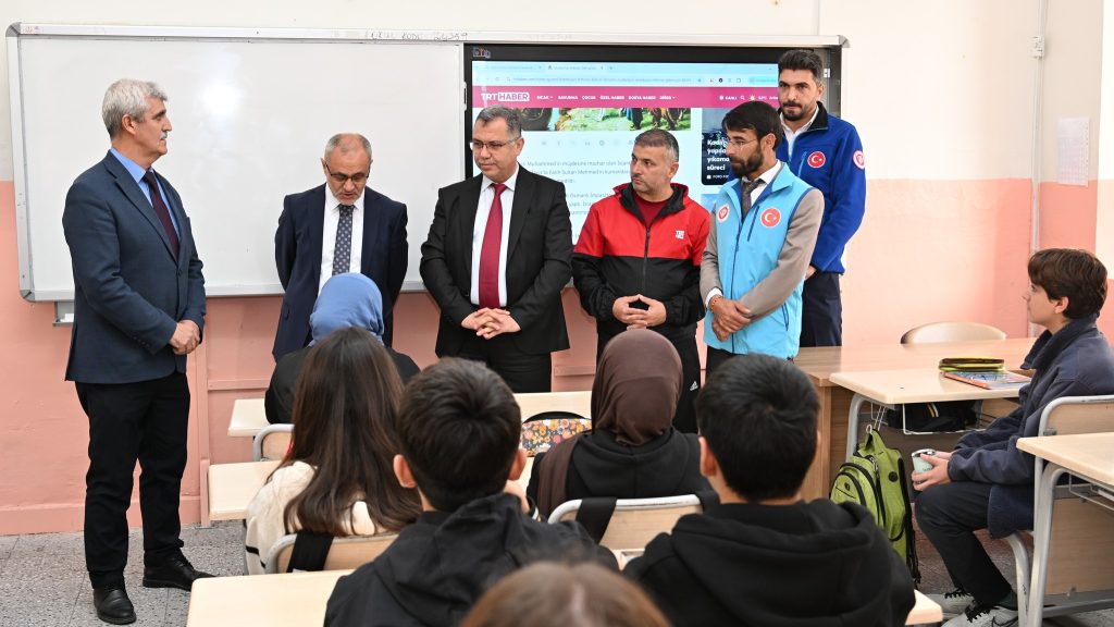 Öğrencilere kitap desteği