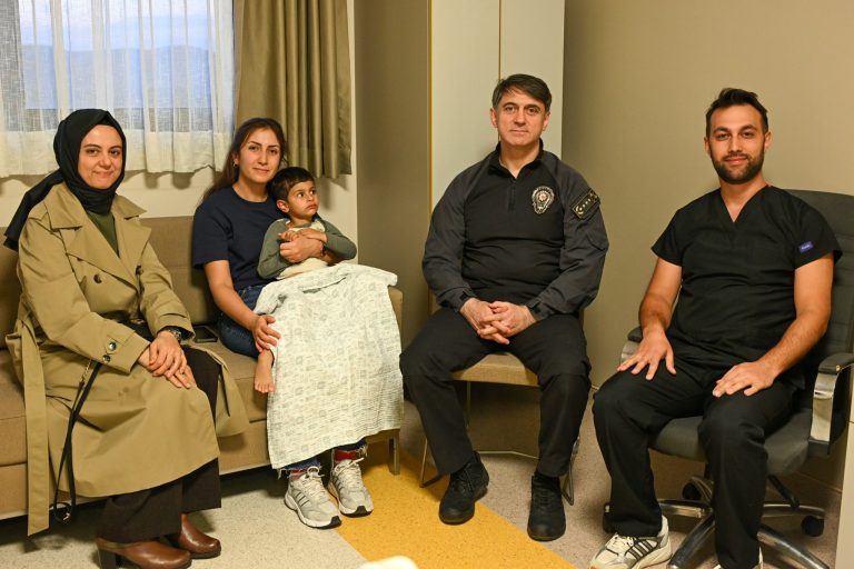 İl Emniyet Müdürü Koç’tan hastanede anlamlı ziyaret