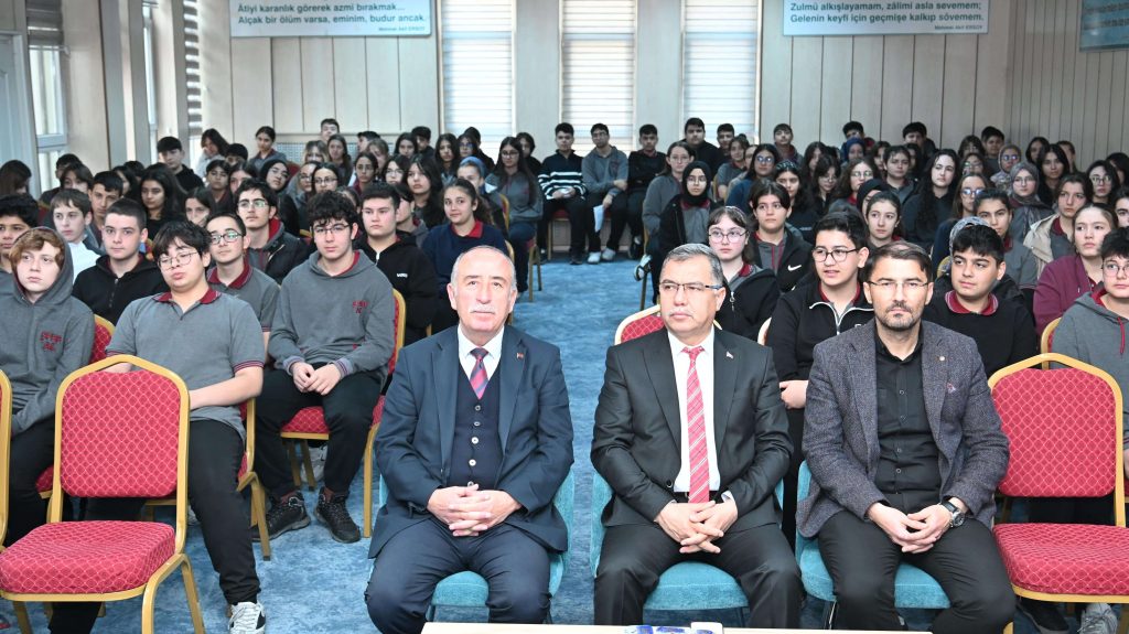 Altınkaynak: “Cumhuriyet’i bilimle ve eğitimle yüceltmeliyiz”