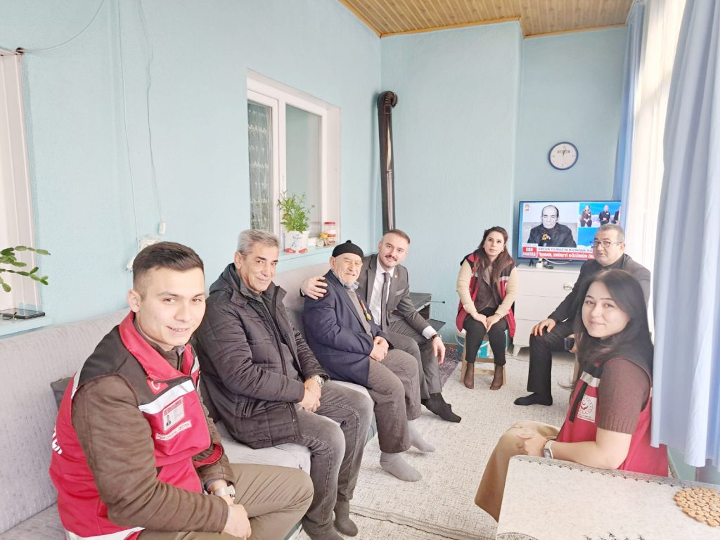 Kahraman gaziye anlamlı ziyaret