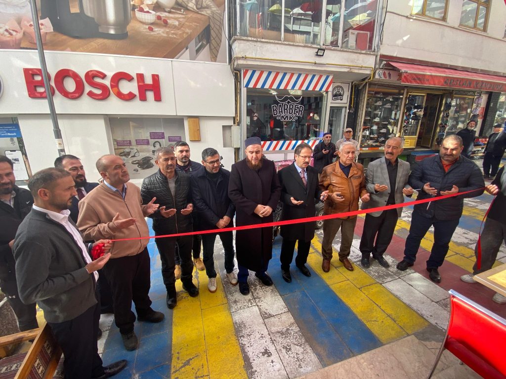 Tarihi İstanbul Lokantası yeniden kapılarını açtı