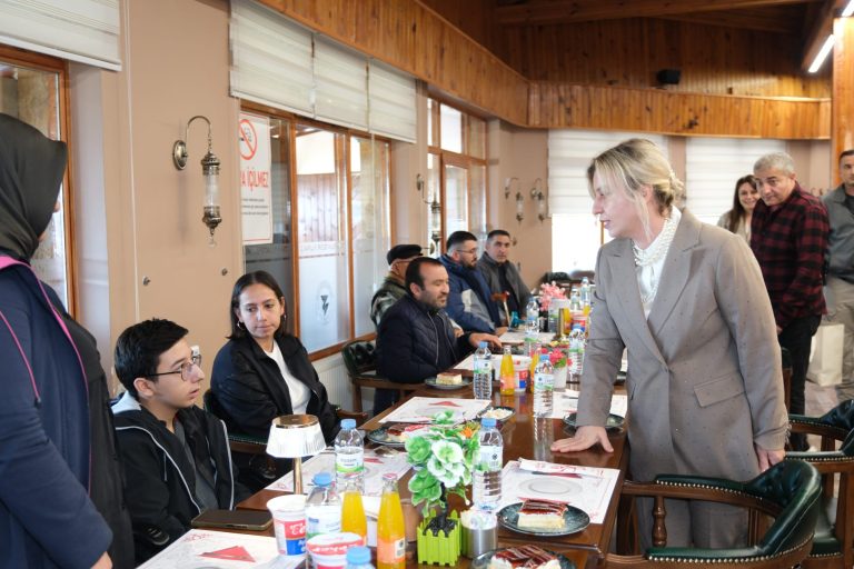   Engelliler Günü’nde anlamlı buluşma