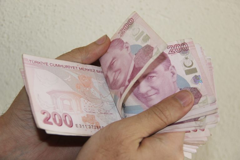 Yeni emeklilere Nisan sürprizi