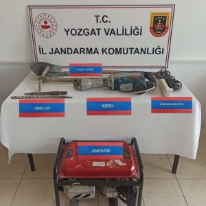 VİDEOLU HABER Kaçak kazıya Fotokapanlı suçüstü: 3 şüpheli yakalandı