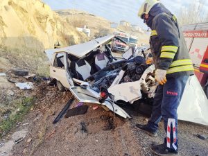 Kontrolden çıkan araç takla attı: 2 ağır yaralı