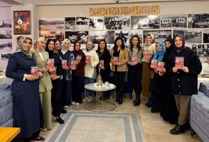 Veliler kitap ve beceri etkinliğinde buluştu