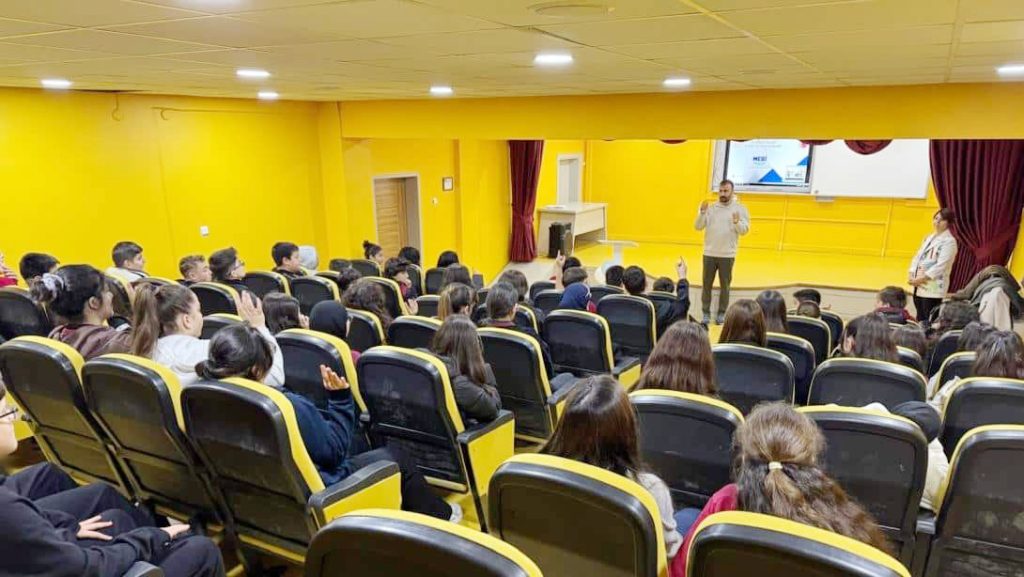 Okullarda MEB’in yeni eğitim platformları tanıtılıyor