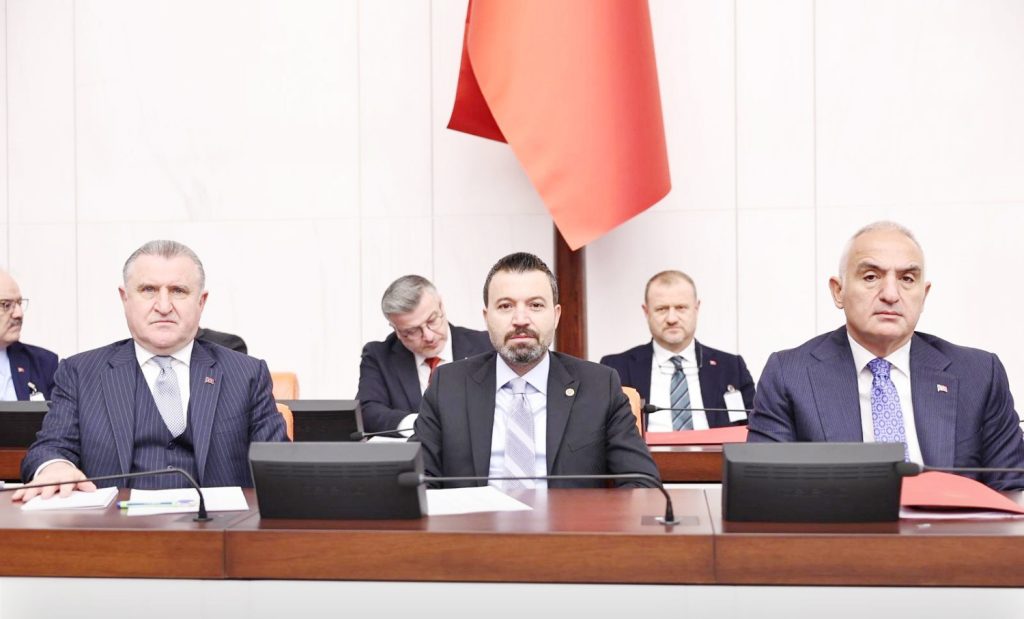 Bakan Bak ilk maçta Yozgat’ta olacak