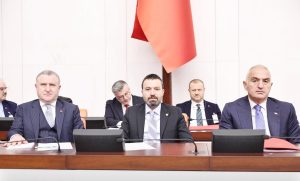 Bakan Bak ilk maçta Yozgat’ta olacak